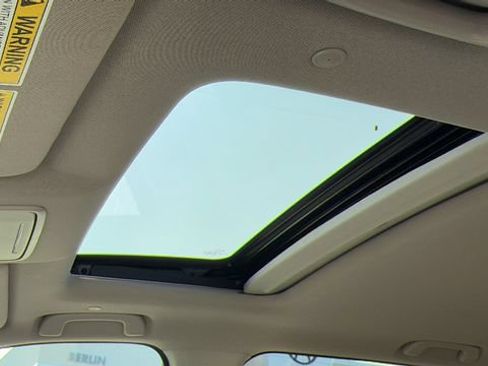 Used 2024 Honda CR-V EX-L image 23