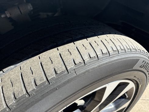 Used 2022 Jeep Grand Cherokee L Overland image 12