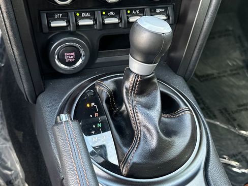 Used 2020 Toyota 86 RWD image 24