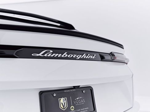 Used 2023 Lamborghini Urus S AWD/4WD image 23