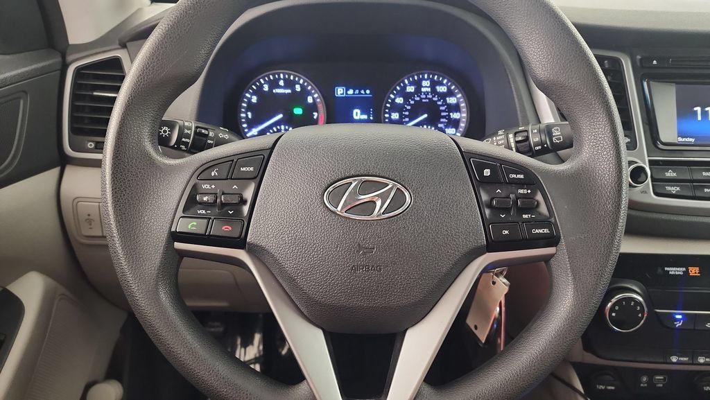 Used 2017 Hyundai Tucson SE w/ SE Popular Package 02 AWD/4WD image 12