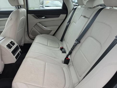 Used 2022 Jaguar XF S RWD image 13