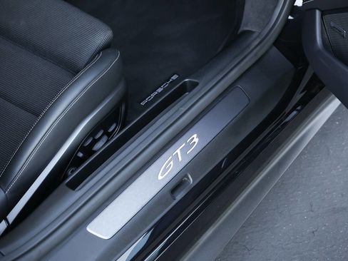 Used 2024 Porsche 911 GT3 image 85