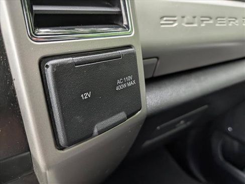 Used 2019 Ford F250 Lariat w/ Chrome Package AWD/4WD image 39