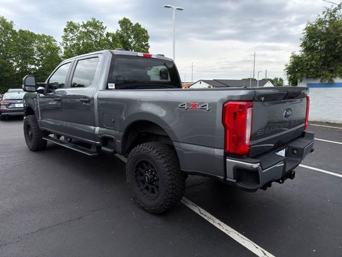 Used 2024 Ford F250 XL w/ XL Chrome Package AWD/4WD image 3