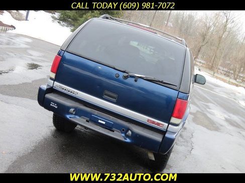 Used 2001 GMC Jimmy SLT image 17