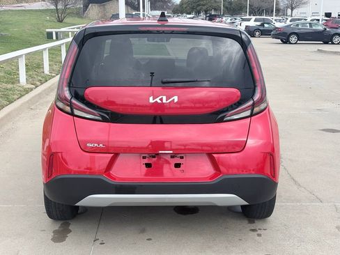 Used 2024 Kia Soul LX image 5