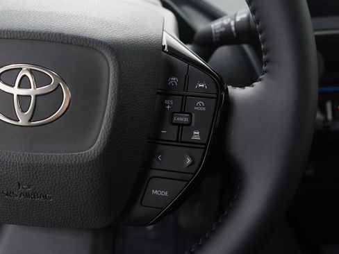 Used 2025 Toyota Prius Limited image 26