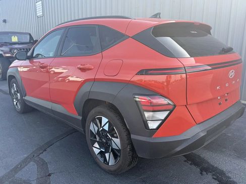 Used 2024 Hyundai Kona SEL FWD image 2