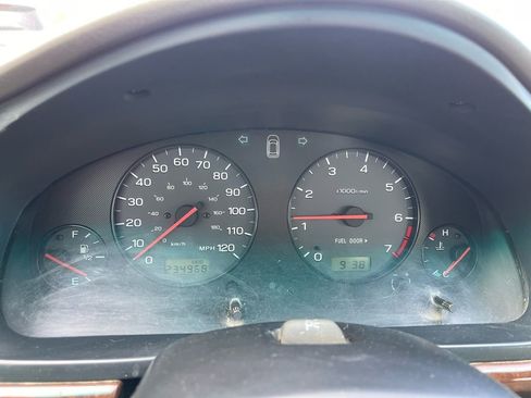 Used 2000 Subaru Outback Limited AWD/4WD image 26