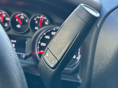 Used 2022 Chevrolet Silverado 1500 Custom image 27