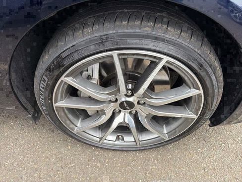 Used 2026 Genesis G70 2.5T image 8