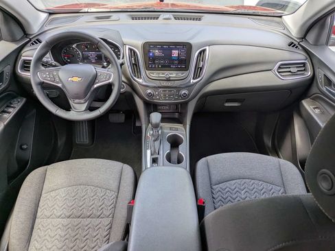 Used 2024 Chevrolet Equinox LT FWD image 18