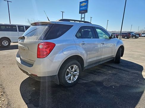 Used 2012 Chevrolet Equinox LT w/ Driver Convenience Package image 3