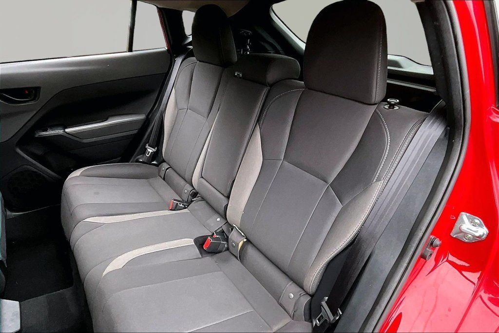 Used 2025 Subaru Crosstrek 2.5i Premium AWD/4WD image 18