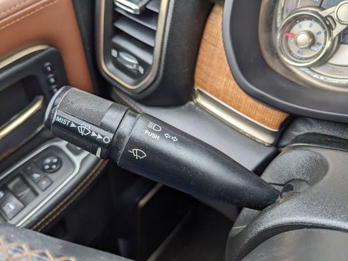 Used 2020 RAM 3500 Limited image 69