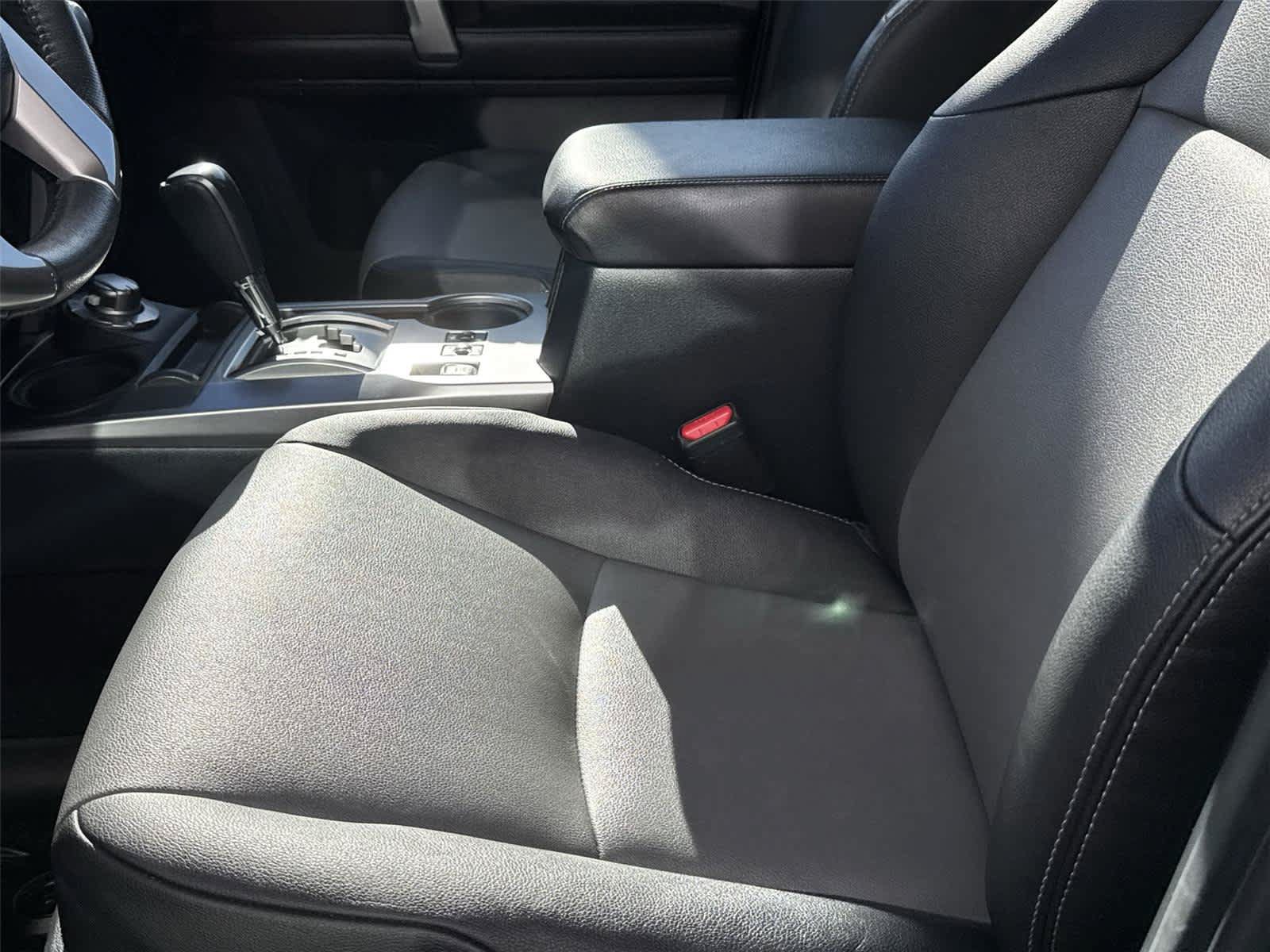 Used 2019 Toyota 4Runner SR5 Premium AWD/4WD image 13