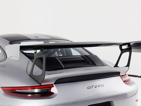 Used 2018 Porsche 911 GT2 RS RWD image 75