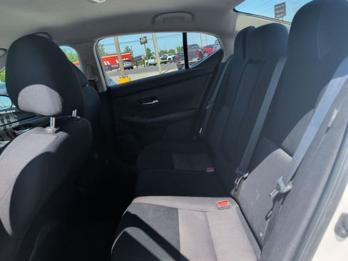 Used 2021 Nissan Sentra SV FWD image 19