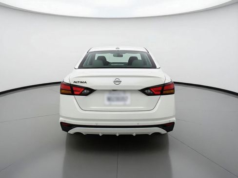 Used 2025 Nissan Altima 2.5 SV image 7