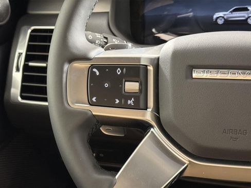 New 2026 Land Rover Discovery Limited Edition image 12