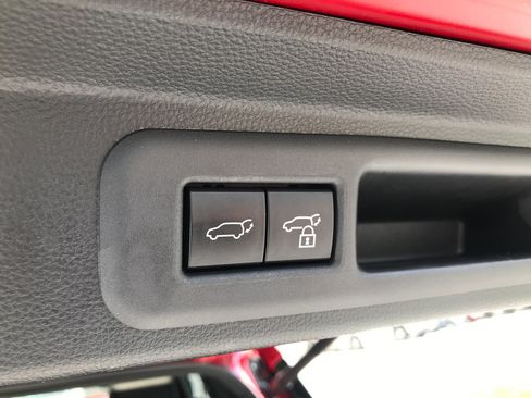 Certified 2023 Toyota Sequoia Capstone image 32