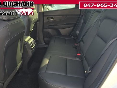 Used 2025 Nissan Murano SV image 9