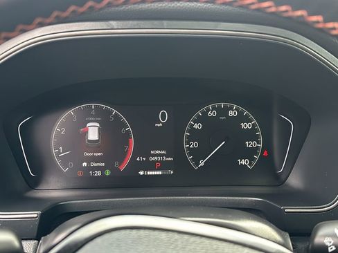 Certified 2024 Honda Pilot TrailSport image 16