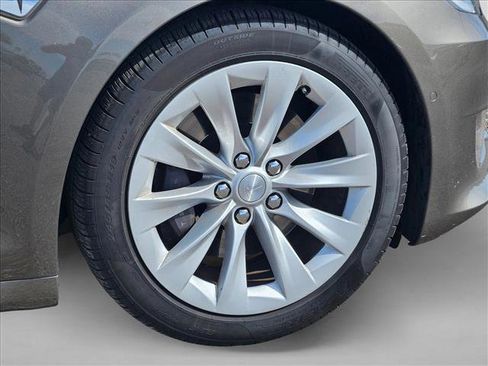 Used 2016 Tesla Model S 75D image 17