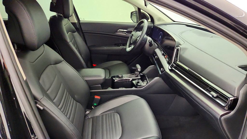 Used 2025 Kia Sportage SX FWD image 22