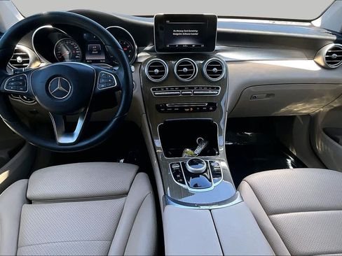 Used 2018 Mercedes-Benz GLC 300 image 15