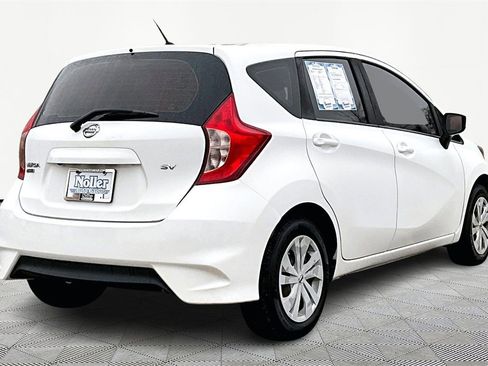 Used 2019 Nissan Versa Note SV image 2