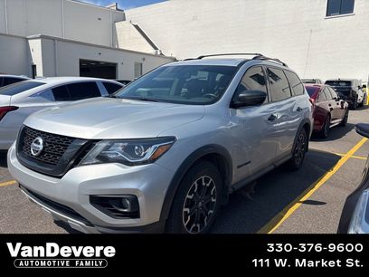 Used 2020 Nissan Pathfinder SL