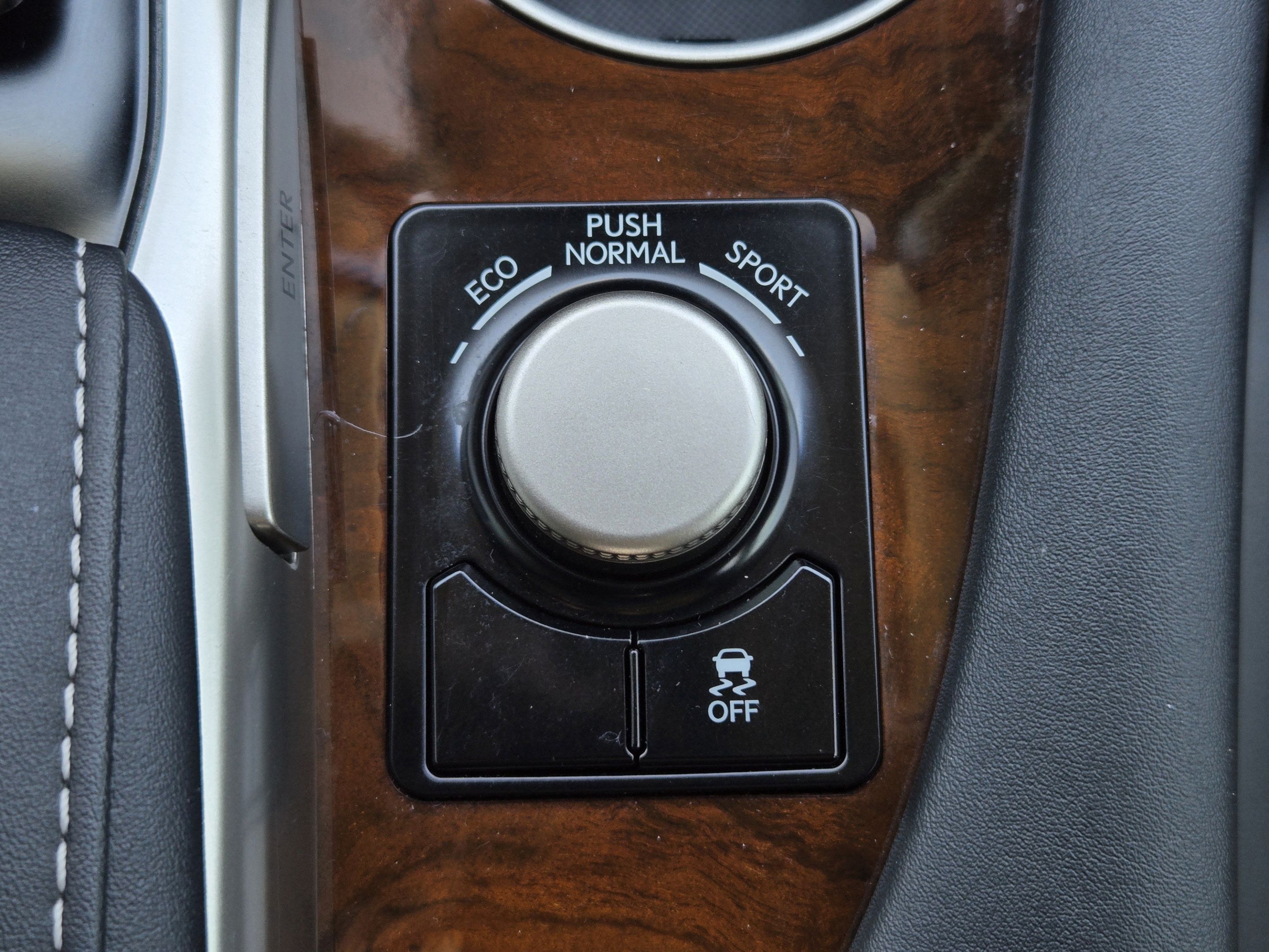 Used 2018 Lexus RX 350 FWD w/ Premium Package image 19