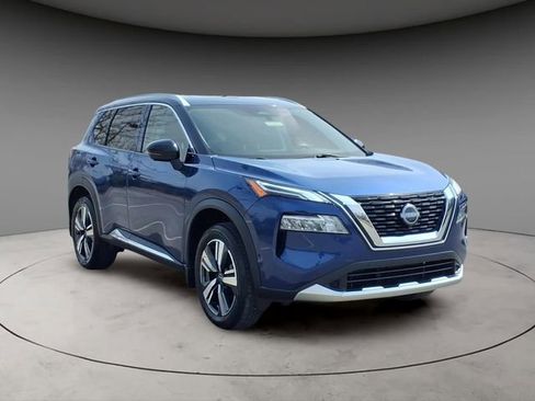 Used 2023 Nissan Rogue Platinum image 14