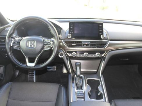 Used 2022 Honda Accord Sport image 18