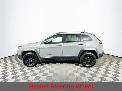 Used 2019 Jeep Cherokee Trailhawk w/ Cold Weather Group image 7