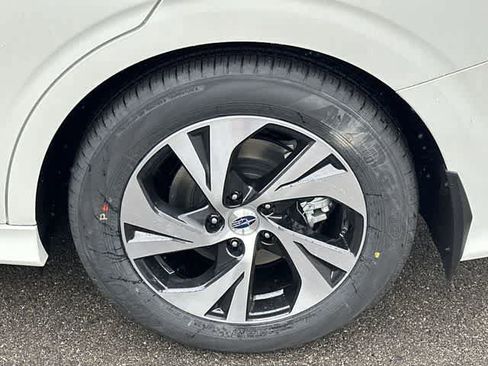 Used 2025 Subaru Legacy Premium AWD/4WD image 5