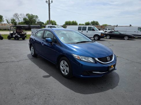 Used 2013 Honda Civic LX image 5