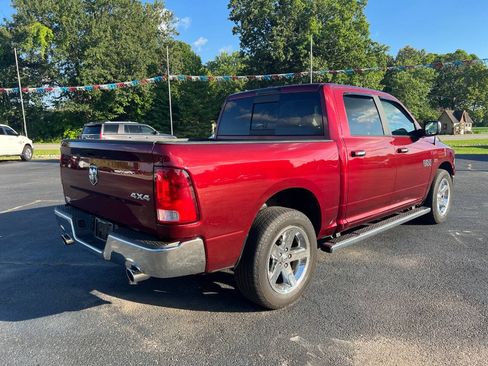 Used 2018 RAM 1500 Classic SLT AWD/4WD image 3
