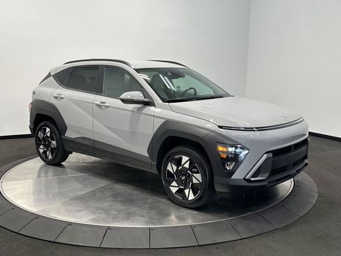 Certified 2024 Hyundai Kona SEL AWD/4WD image 2