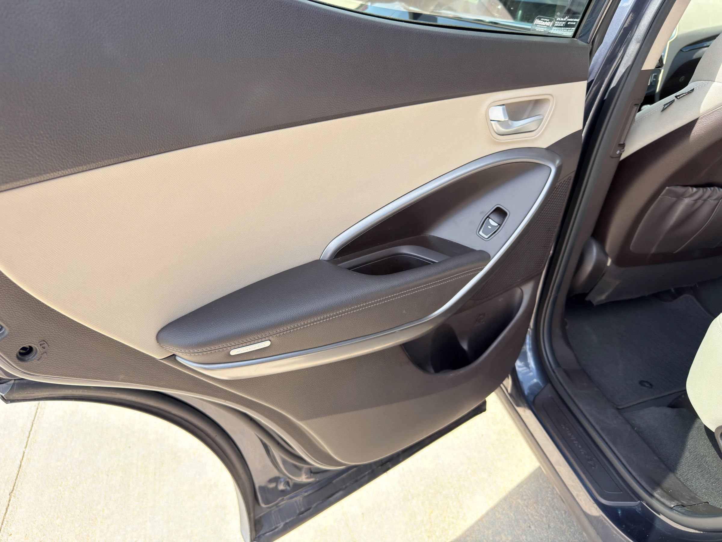 Used 2017 Hyundai Santa Fe Sport FWD image 26