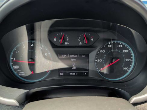 Used 2022 Chevrolet Malibu LT FWD image 10