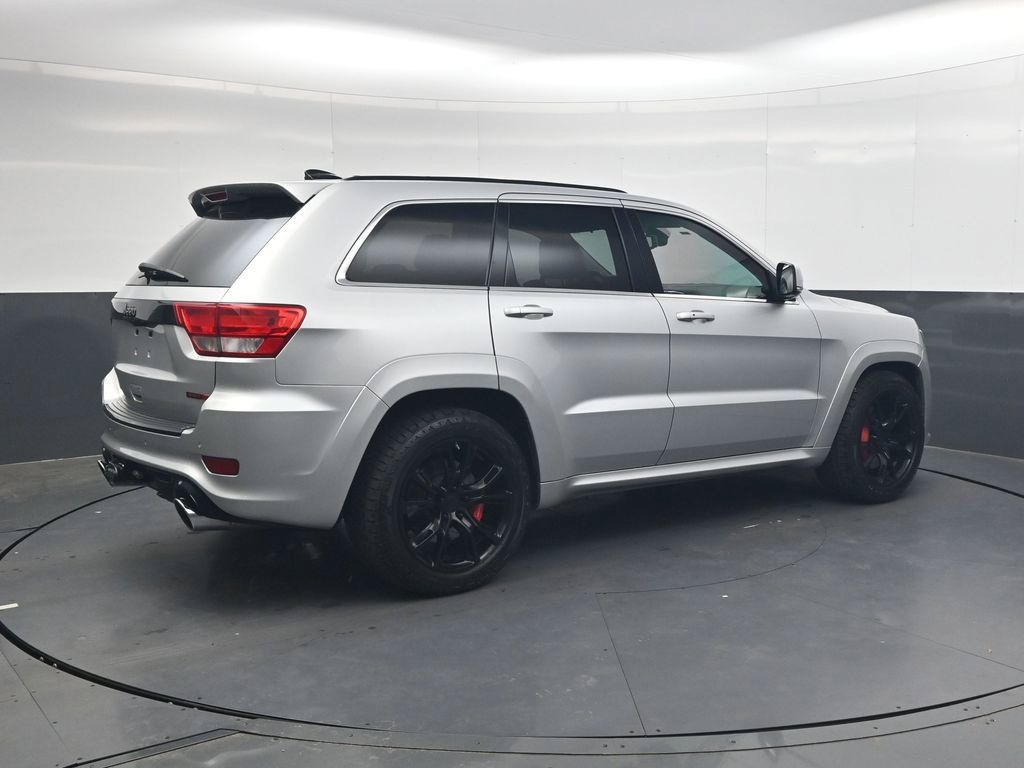 Used 2012 Jeep Grand Cherokee SRT8 w/ Luxury Group II AWD/4WD image 4
