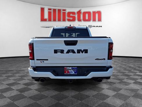 Used 2025 RAM 1500 Big Horn AWD/4WD image 5