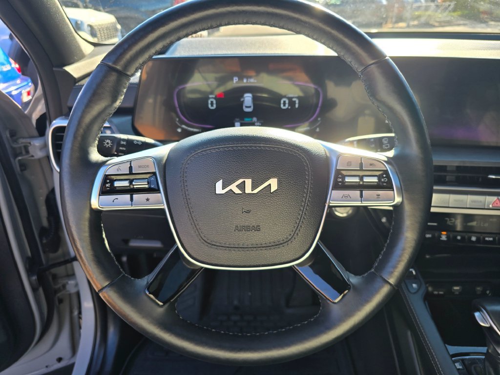 Used 2024 Kia Telluride EX X-Line AWD/4WD image 19