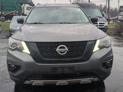 Used 2019 Nissan Pathfinder SL w/ Rock Creek Edition image 5