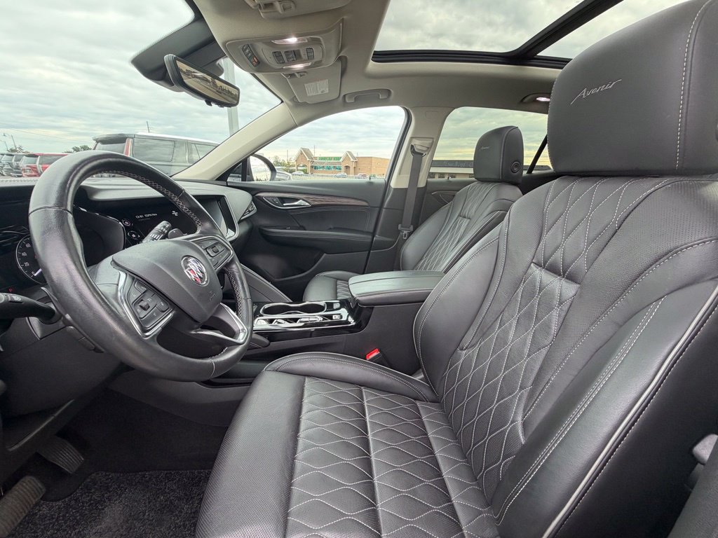 Used 2023 Buick Envision Avenir AWD/4WD image 30