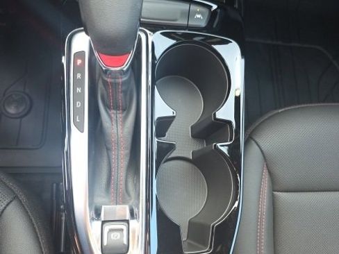 New 2026 Chevrolet Trax RS w/ Sunroof Package image 23