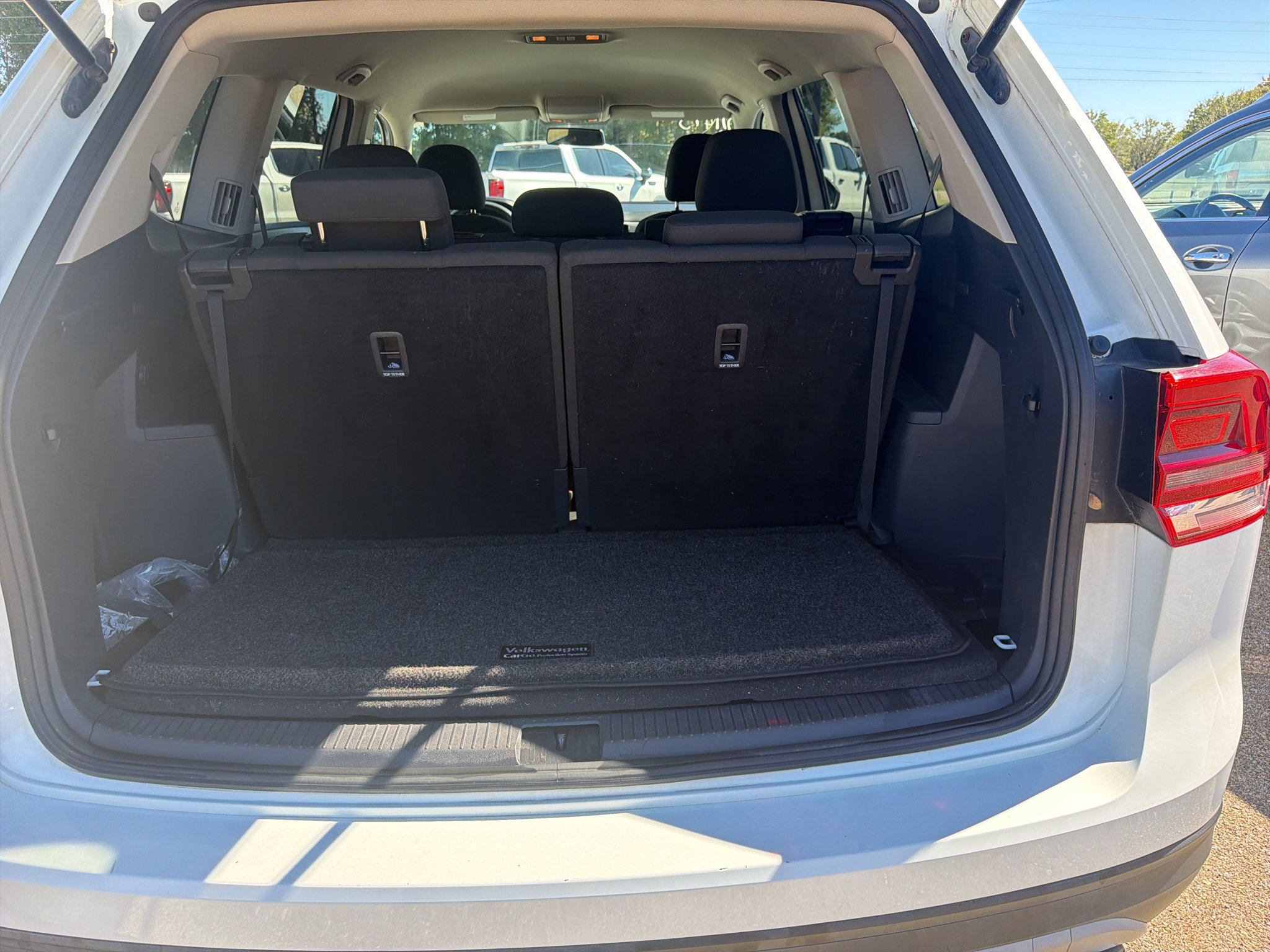 Used 2018 Volkswagen Atlas S FWD image 7